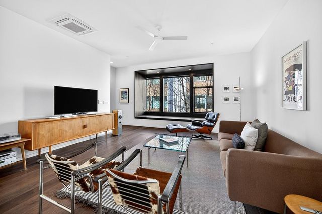 979 Eames Walk, West Sacramento, CA 95691