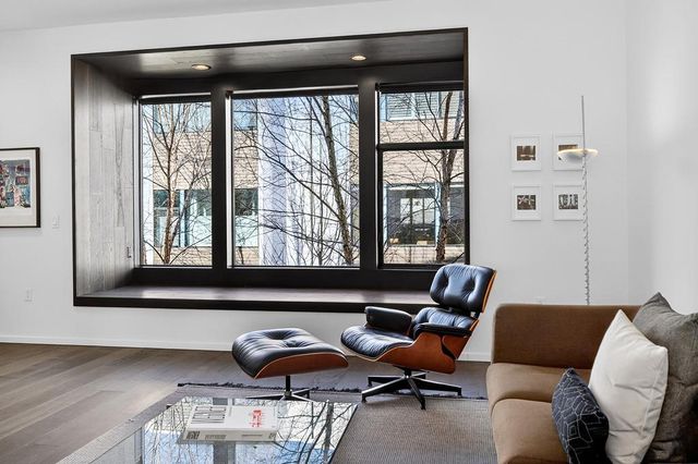 979 Eames Walk, West Sacramento, CA 95691