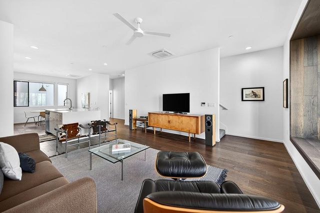 979 Eames Walk, West Sacramento, CA 95691