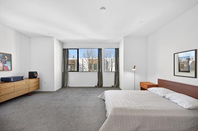 979 Eames Walk, West Sacramento, CA 95691