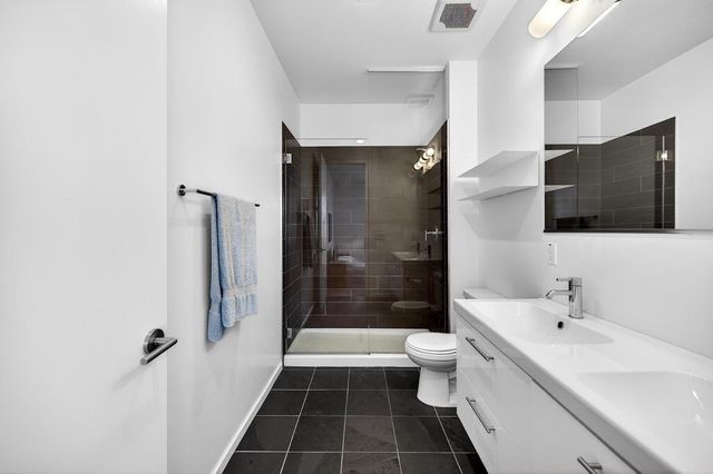 979 Eames Walk, West Sacramento, CA 95691