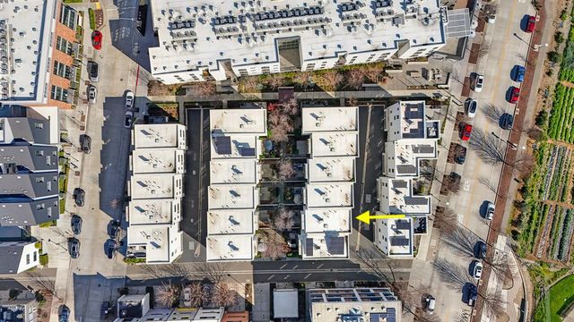 979 Eames Walk, West Sacramento, CA 95691