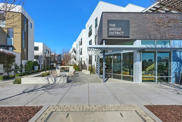 979 Eames Walk, West Sacramento, CA 95691