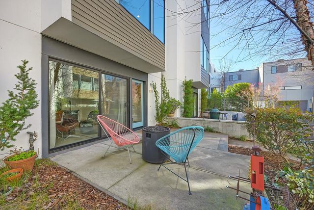 979 Eames Walk, West Sacramento, CA 95691