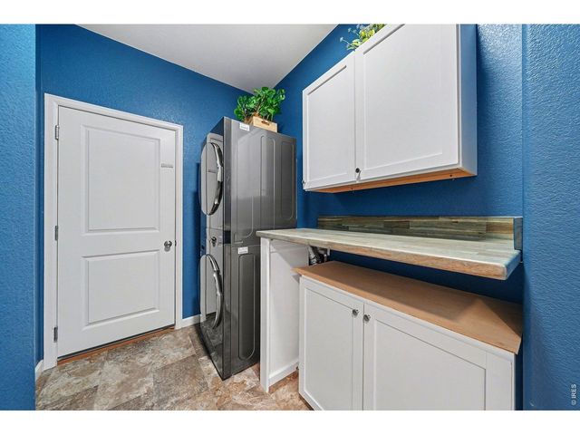 1194 Sunrise Cir, Milliken, CO 80543