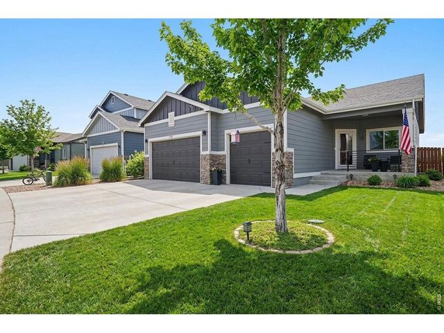 1194 Sunrise Cir, Milliken, CO 80543