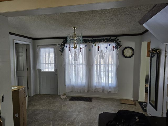 3820 11 Mile Road, Rockford, MI 49341