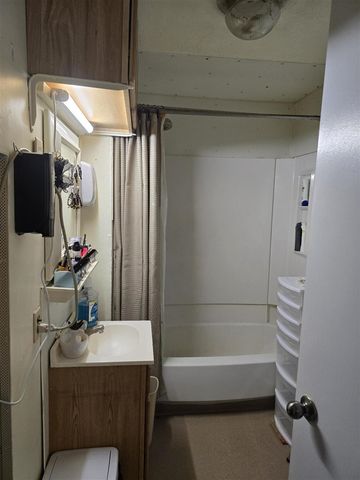 3820 11 Mile Road, Rockford, MI 49341