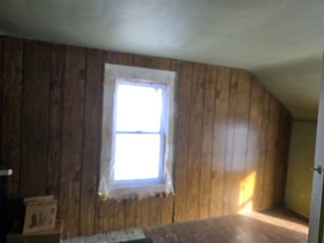 3820 11 Mile Road, Rockford, MI 49341