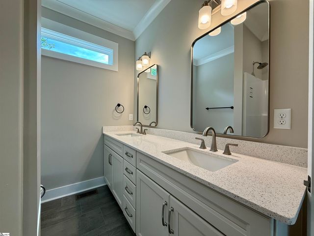 3 Lillians Lane, Greer, SC 29651