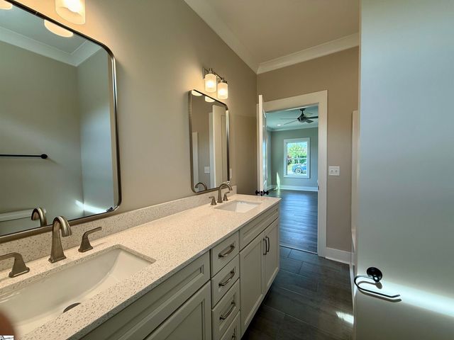 3 Lillians Lane, Greer, SC 29651