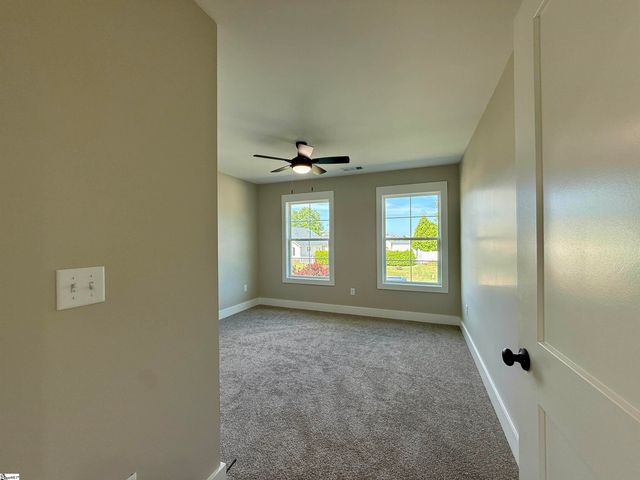 3 Lillians Lane, Greer, SC 29651