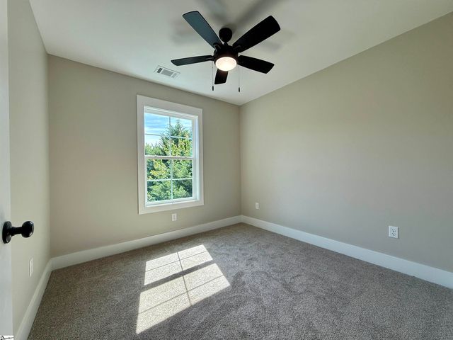 3 Lillians Lane, Greer, SC 29651