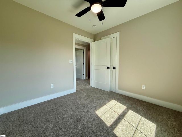 3 Lillians Lane, Greer, SC 29651