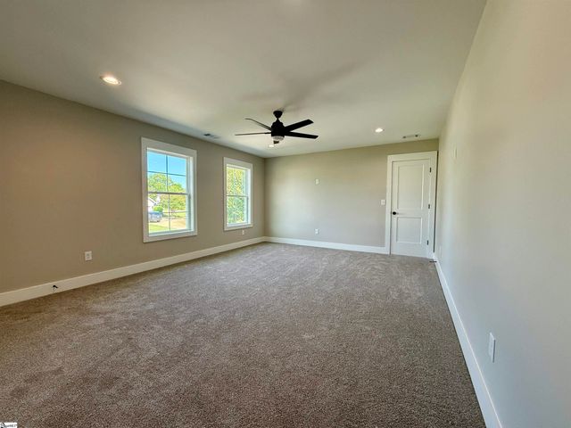 3 Lillians Lane, Greer, SC 29651