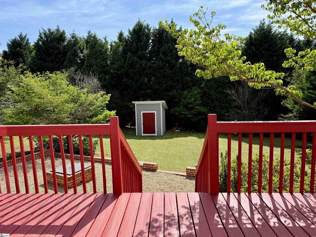 3 Lillians Lane, Greer, SC 29651