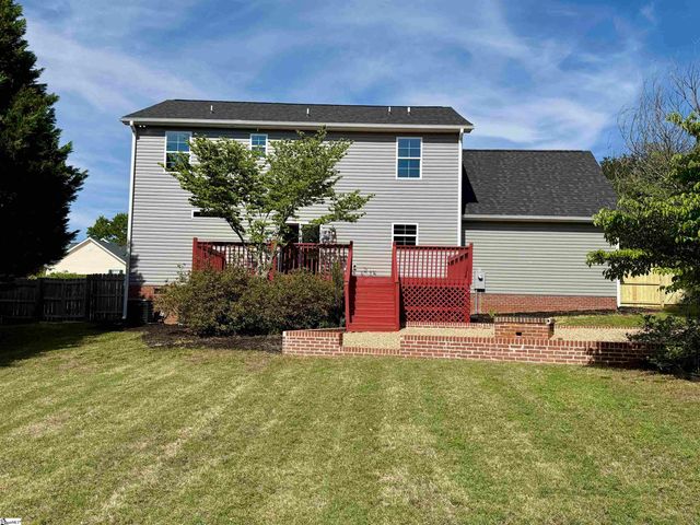 3 Lillians Lane, Greer, SC 29651