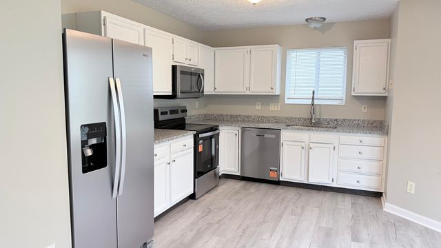 2234 Antoinette Way, Union, KY 41091
