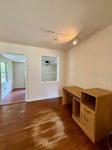 215 NW 8TH STREET, Williston, FL 32696