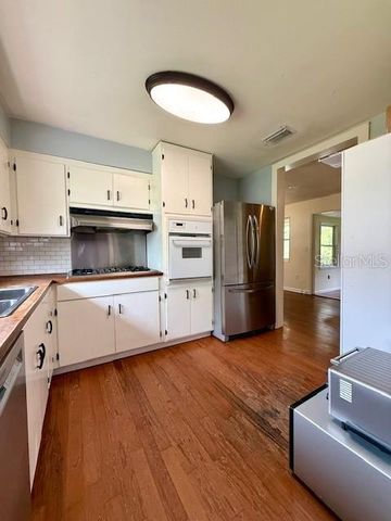 215 NW 8TH STREET, Williston, FL 32696