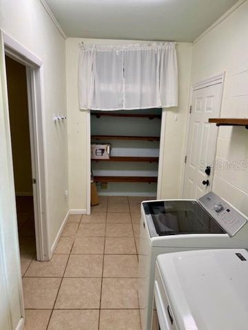 215 NW 8TH STREET, Williston, FL 32696