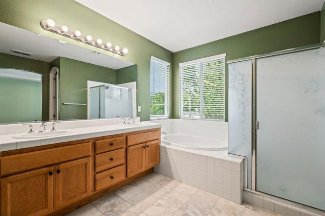 2764 Rogue River Cir, West Sacramento, CA 95691