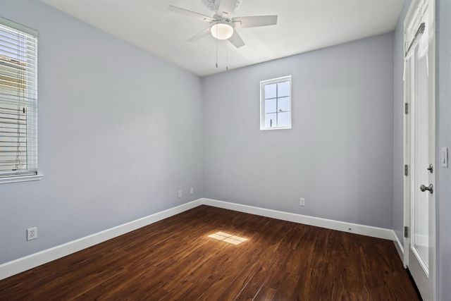 2764 Rogue River Cir, West Sacramento, CA 95691