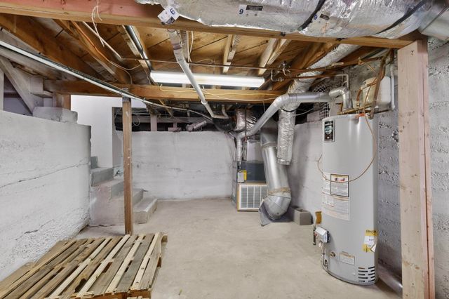 305 Amherst Drive NE, Albuquerque, NM 87106