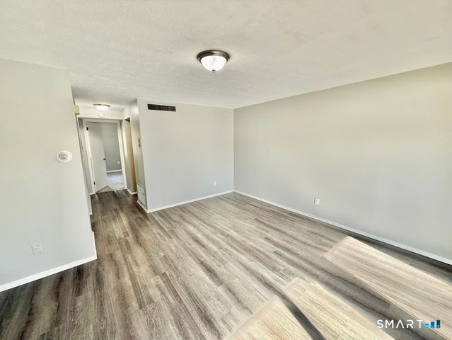 164 Towne House Road 164, Hamden, CT 06514