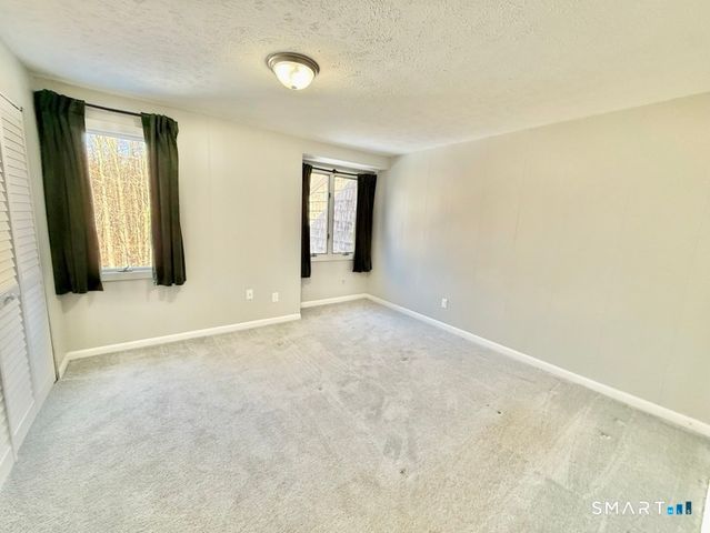 164 Towne House Road 164, Hamden, CT 06514