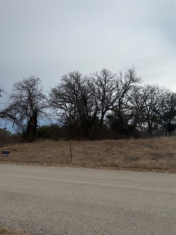 5905 Arrowhead Drive, Granbury, TX 76048