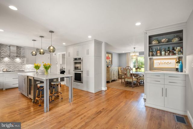 431 OLYMPIA WAY, Great Falls, VA 22066