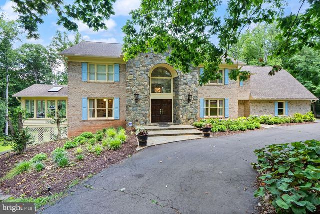 431 OLYMPIA WAY, Great Falls, VA 22066