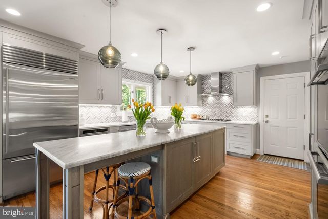 431 OLYMPIA WAY, Great Falls, VA 22066