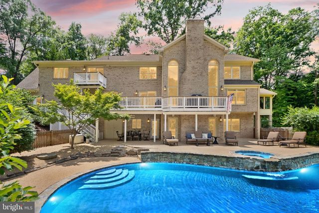 431 OLYMPIA WAY, Great Falls, VA 22066