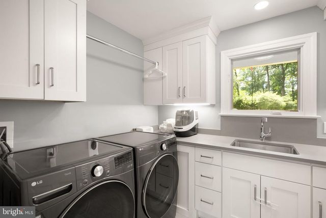 431 OLYMPIA WAY, Great Falls, VA 22066