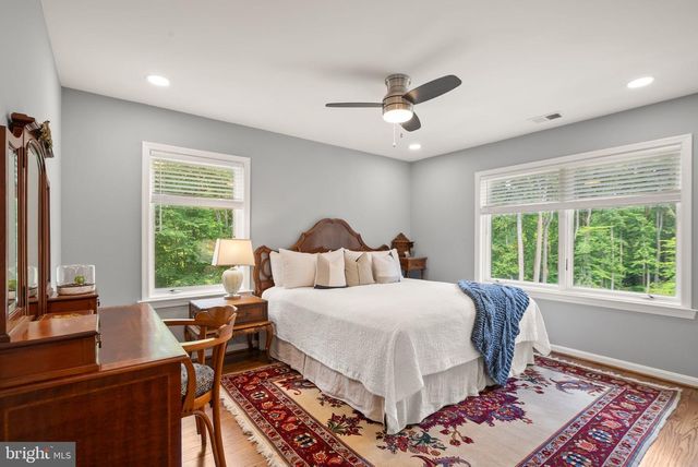 431 OLYMPIA WAY, Great Falls, VA 22066