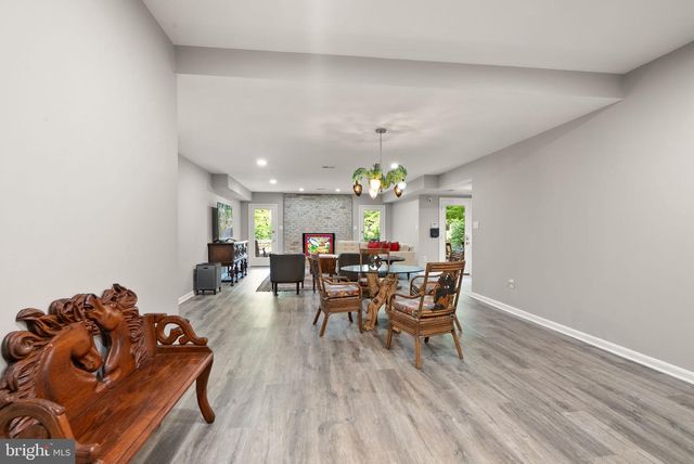 431 OLYMPIA WAY, Great Falls, VA 22066