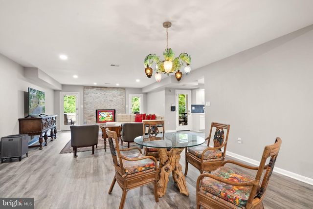 431 OLYMPIA WAY, Great Falls, VA 22066