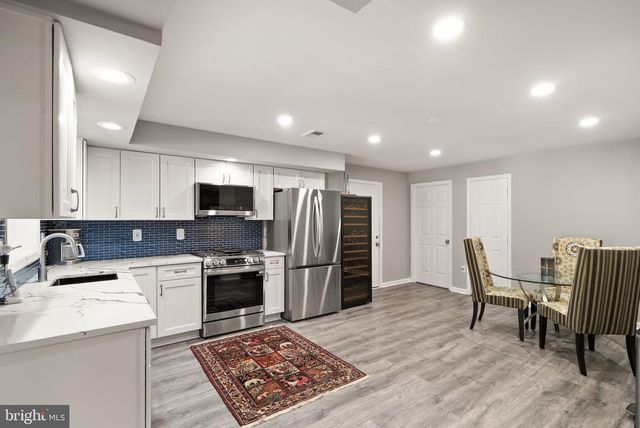 431 OLYMPIA WAY, Great Falls, VA 22066