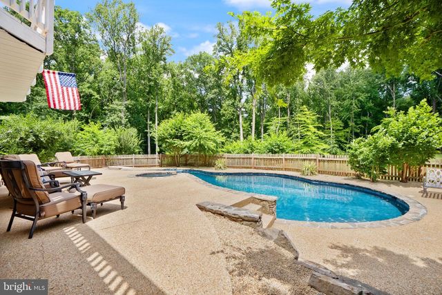 431 OLYMPIA WAY, Great Falls, VA 22066