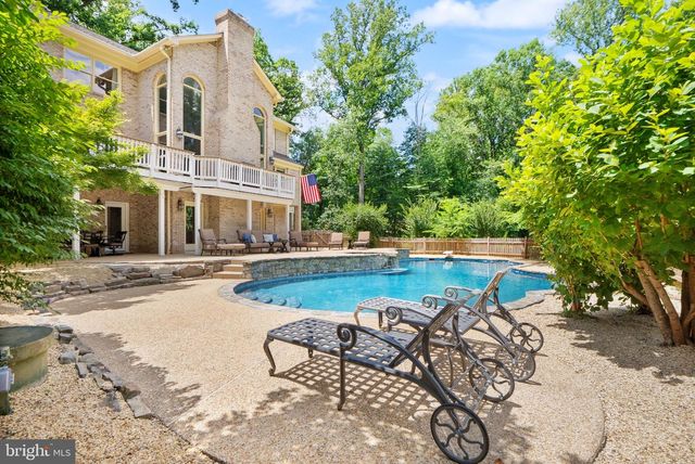 431 OLYMPIA WAY, Great Falls, VA 22066