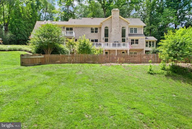 431 OLYMPIA WAY, Great Falls, VA 22066