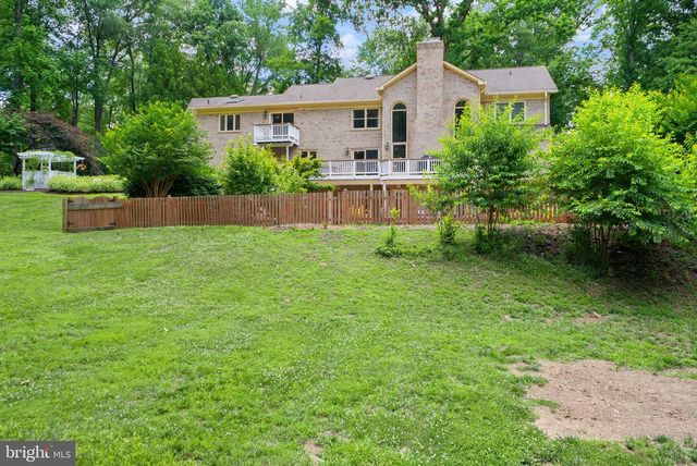 431 OLYMPIA WAY, Great Falls, VA 22066