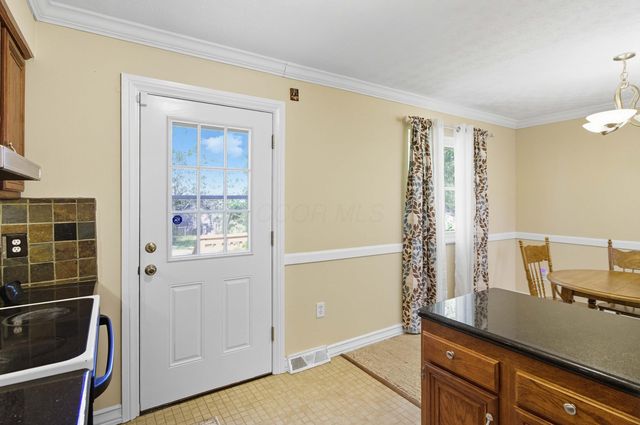 8482 Dover Crest Court, Galloway, OH 43119