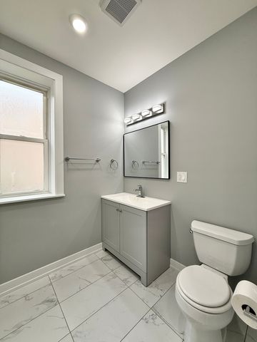 4032 W Wilcox Street, Chicago, IL 60624
