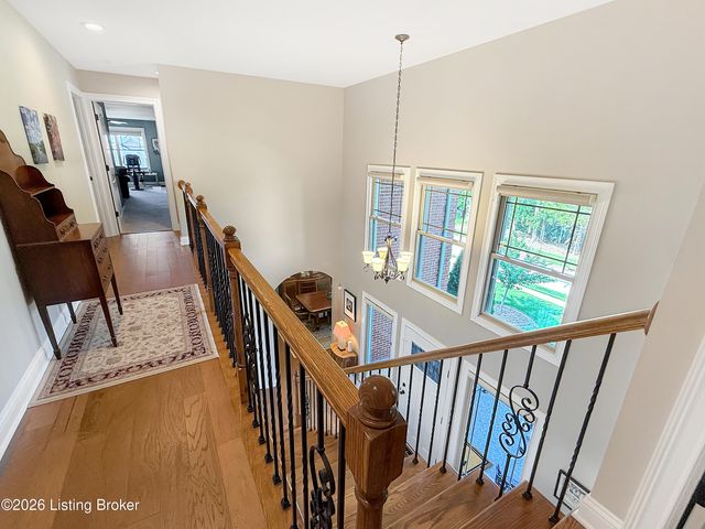 677 Oak Creek Dr, Mt Washington, KY 40047