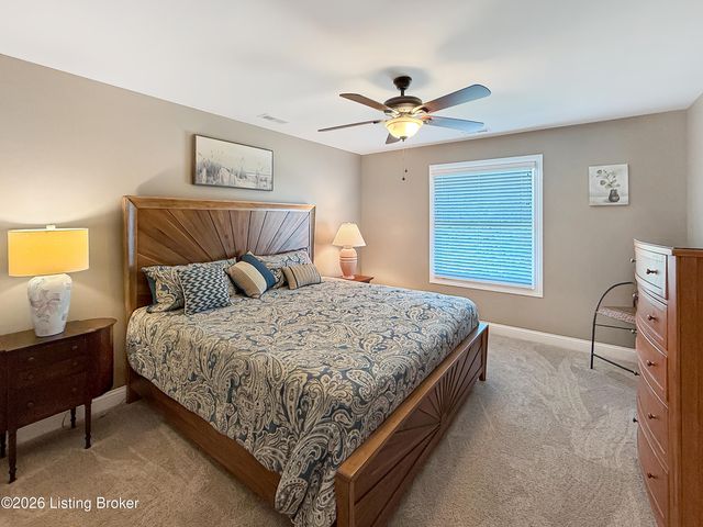 677 Oak Creek Dr, Mt Washington, KY 40047