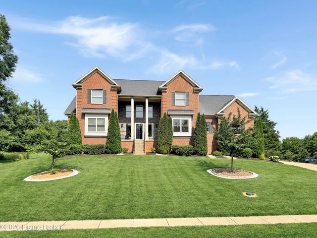 677 Oak Creek Dr, Mt Washington, KY 40047