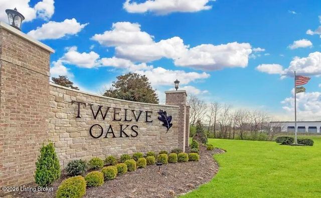 677 Oak Creek Dr, Mt Washington, KY 40047